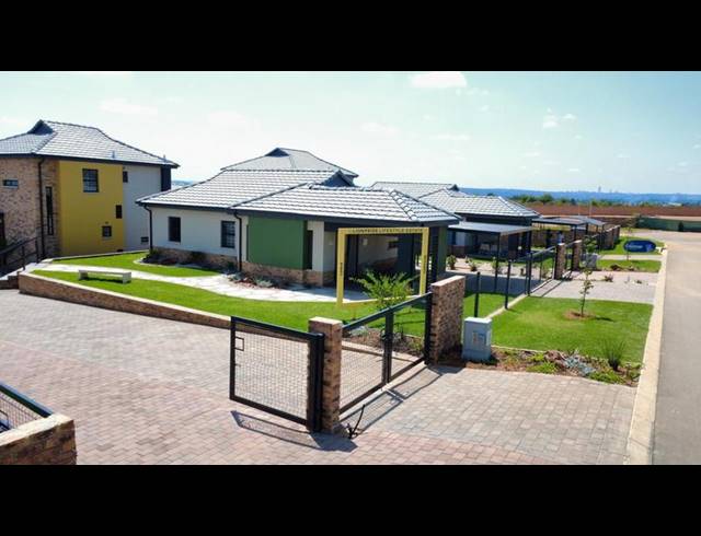 3 BEDROOM TOWNHOUSE FOR SALE IN LION PRIDE